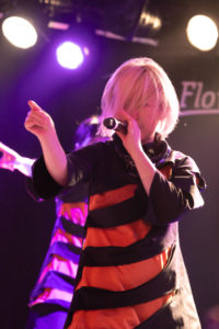 髪を切った朝倉みずほさん（Finger Runs）